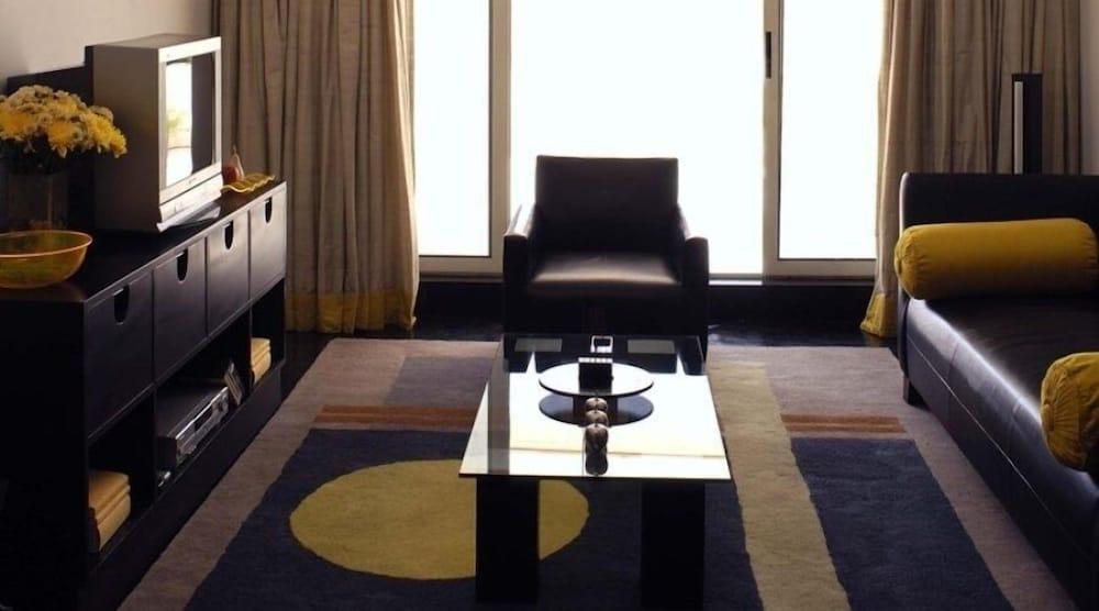 The Park Bangalore, Mg Road Екстериор снимка A room at the Park Hyatt Mumbai