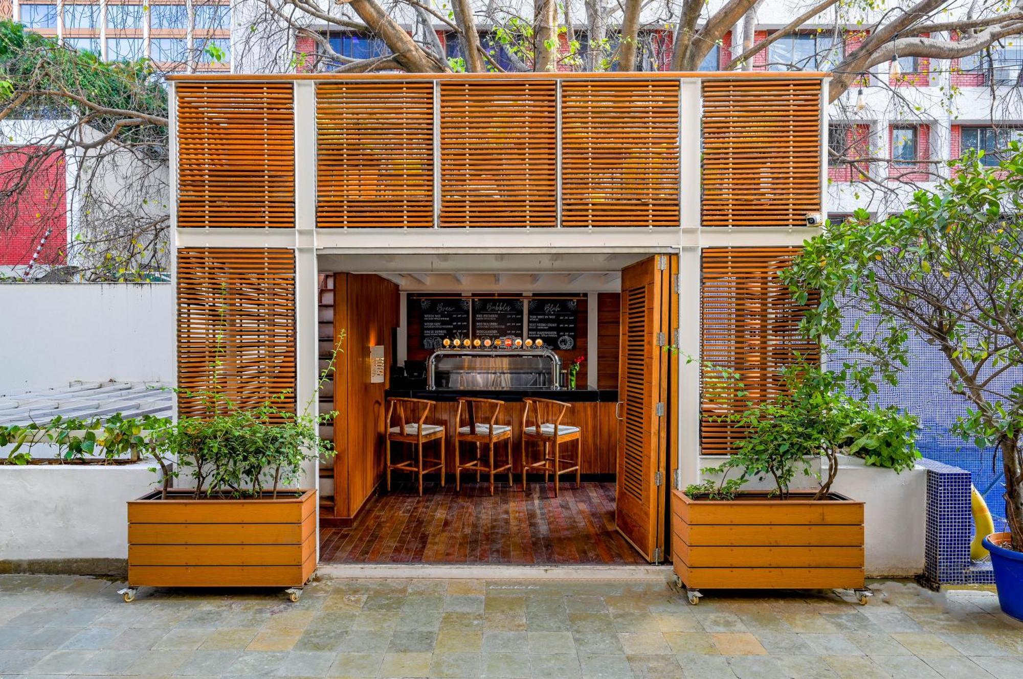 The Park Bangalore, Mg Road Екстериор снимка The Coffee Bar